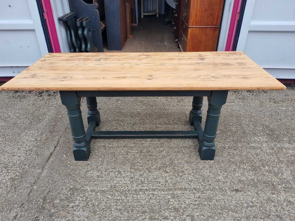 Victorian Oak Refractory Table