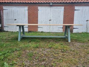 A-Frame Table