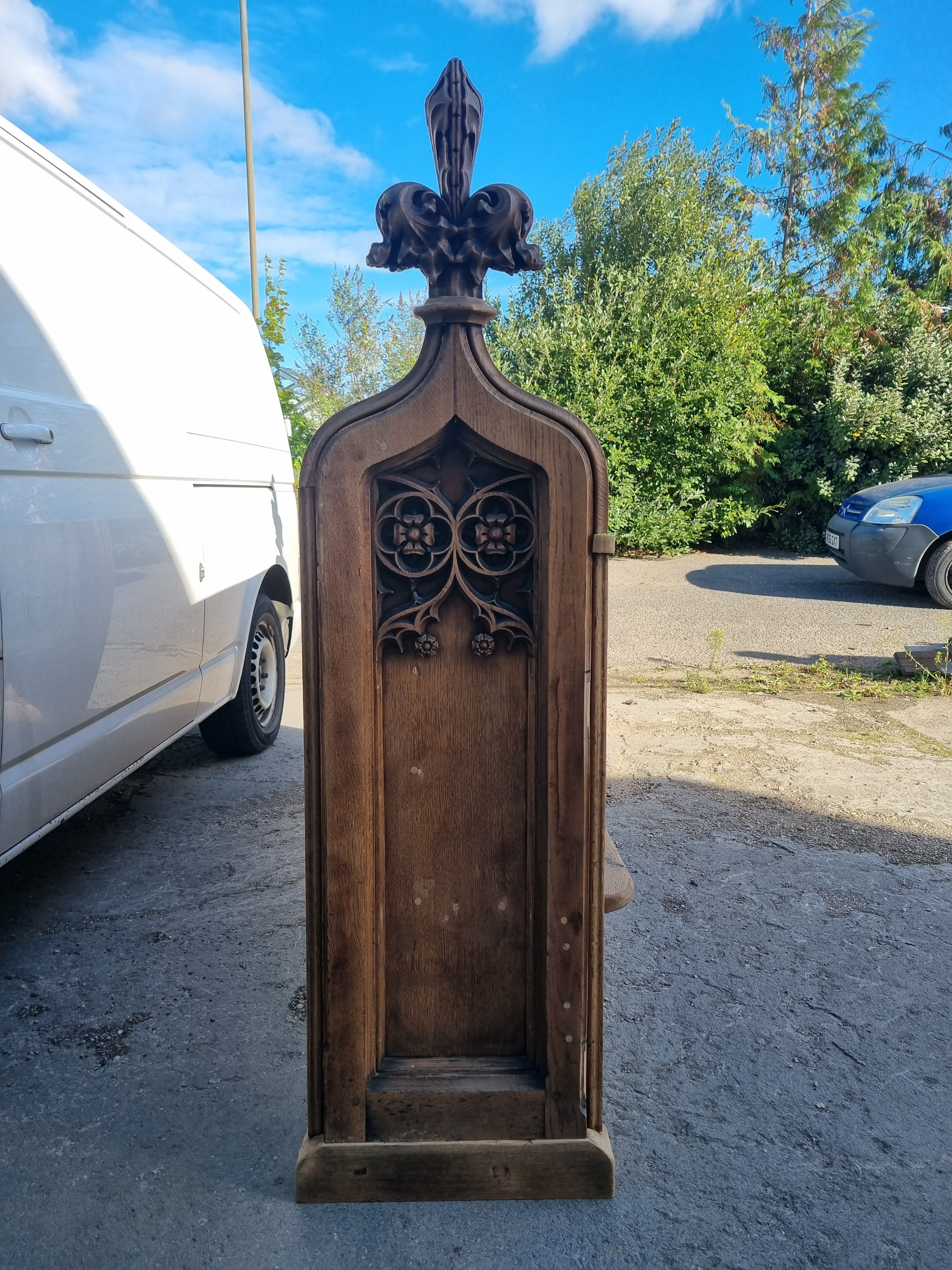 Oak Gothic Church Seat