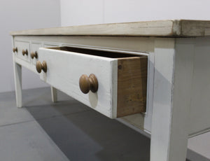 Serving Table