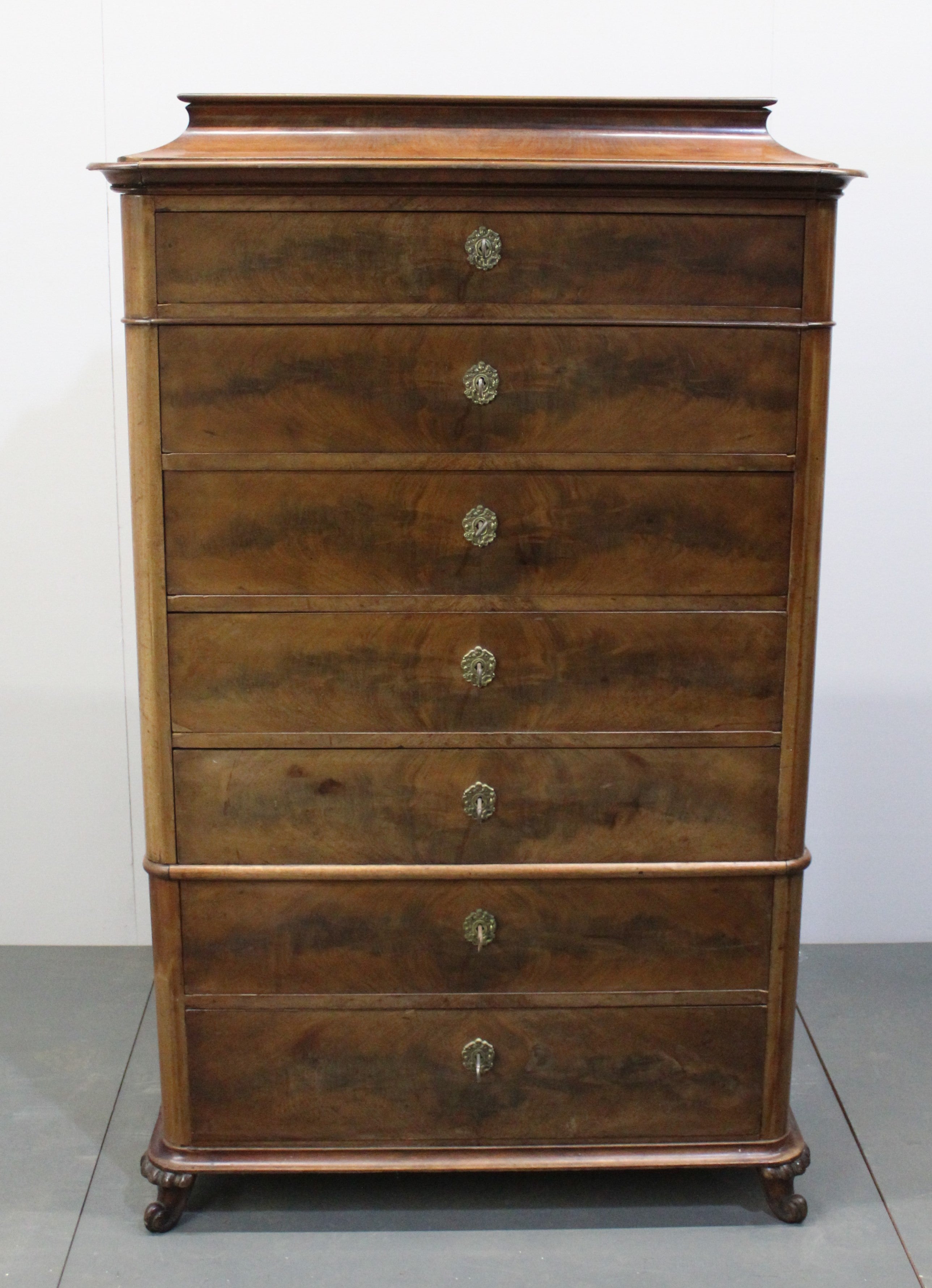 Walnut Chest of Drawers