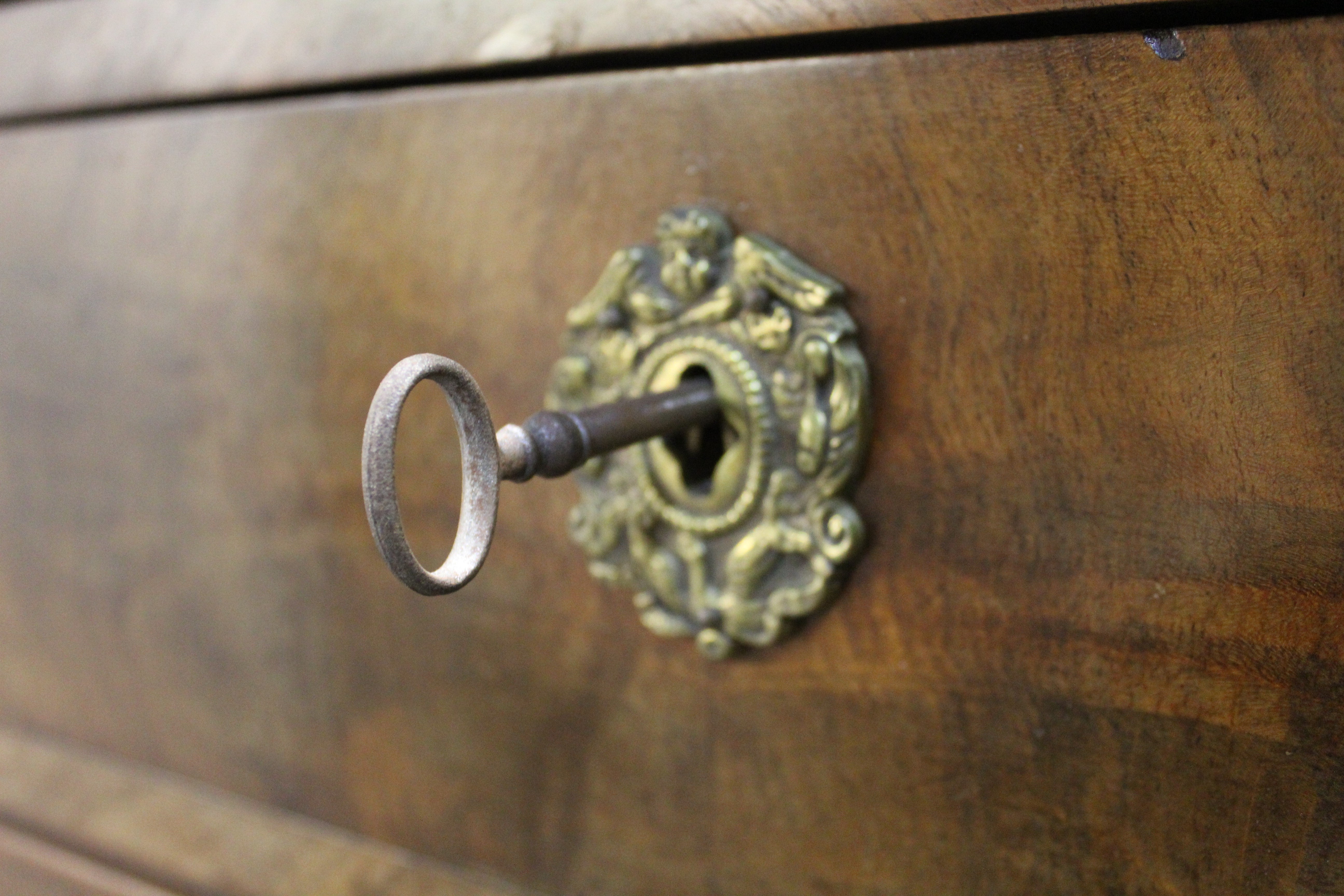Walnut Chest of Drawers