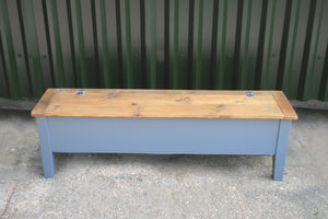 Storage bench